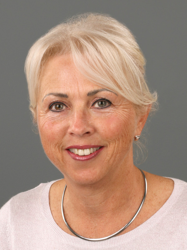 M. Vriezelaar