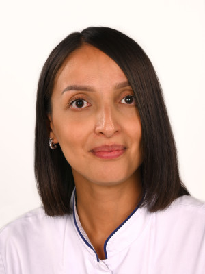 Esma Safdi